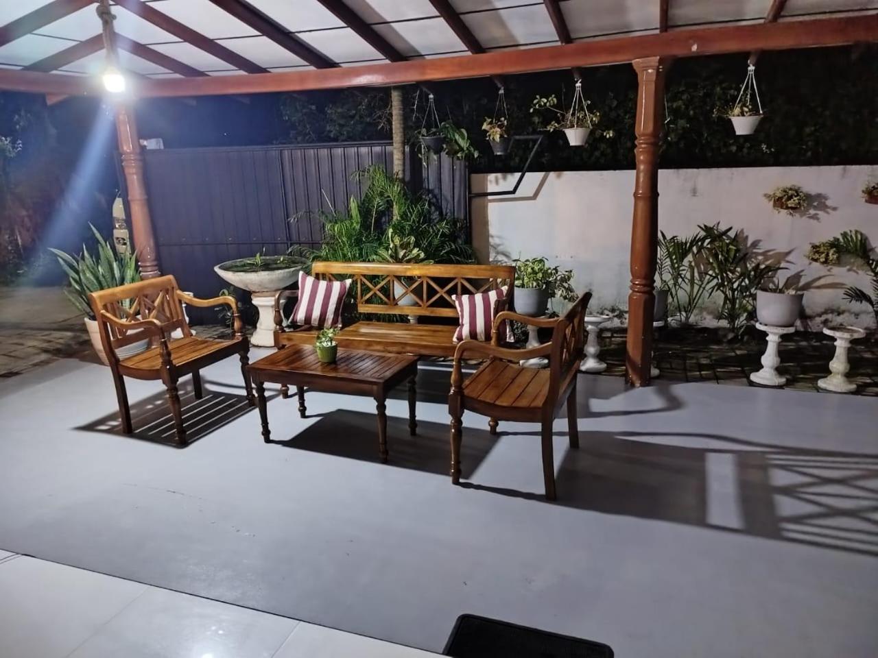 Little Villa Guest House Ahangama Chambre photo